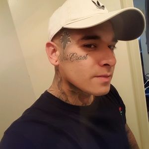 Meet your Posher, Charles